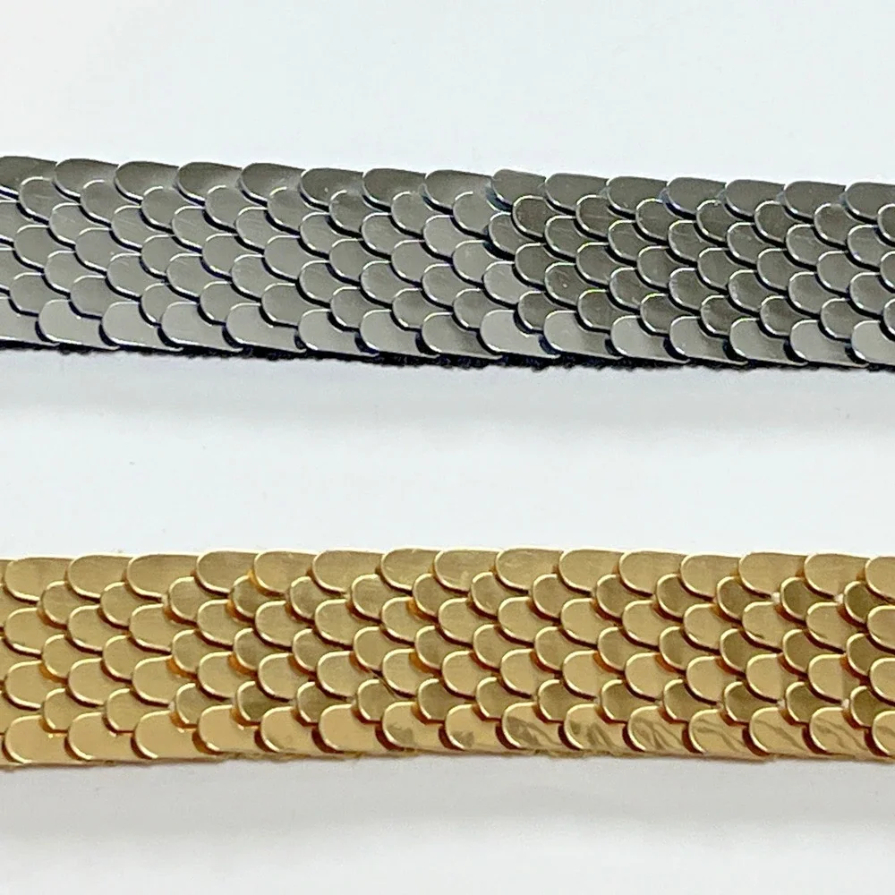 Vintage Fish Snake Scale Stretch Belts Silver and Gold Lot of 2 Disco 70s 80s